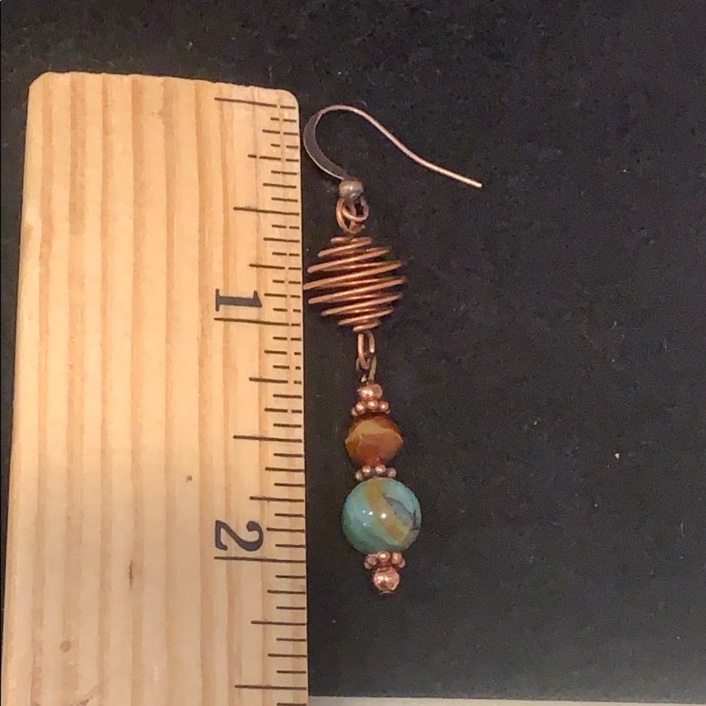 20214 Dragon blood jade/amber swirl copper earrings - Picture 3 of 5